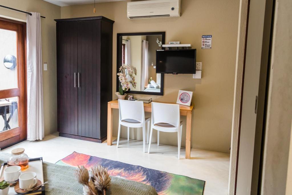 Mariu Upmarket Accommodation Mbombela Buitenkant foto
